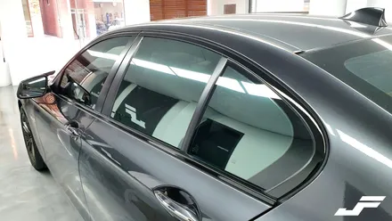 BMW F10 5시리즈 백화현상 크롬몰딩 랩핑[#화성랩핑#오산랩핑#수원랩핑#진팩토리#BMW크롬딜리트#BMW랩핑#크롬죽이기#F10유리몰딩랩핑] / 화성 남여울