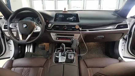 BMW G11 7시리즈 실내 카본 랩핑[수원랩핑+동탄랩핑+진팩토리+BMW7시리즈+G11실내랩핑+BMW실내랩핑+실내카본랩핑] / 화성 동탄