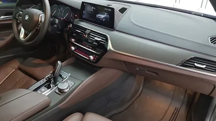 BMW G30 5시리즈 실내 매트릭스 필름 랩핑[#화성랩핑#동탄랩핑#진팩토리#BMWG30#5시리즈실내랩핑#G30실내랩핑#BMW실내랩핑] / 화성 동탄