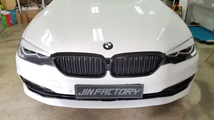 BMW G30 5시리즈 크롬몰딩랩핑[#화성랩핑#동탄랩핑#수원랩핑#진팩토리#BMW랩핑#크롬몰딩랩핑#크롬죽이기#BMW사이드데칼#BMW그릴랩핑] / 화성 동탄