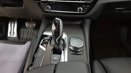 BMW G30 5시리즈 실내랩핑[#화성랩핑#동탄랩핑#수원랩핑#진팩토리#BMW실내랩핑#G30실내랩핑#5시리즈실내랩핑] / 화성 동탄