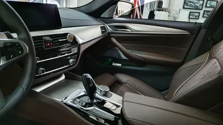 BMW G30 5시리즈 실내랩핑[#화성랩핑#동탄랩핑#수원랩핑#진팩토리#BMW실내랩핑#G30실내랩핑#5시리즈실내랩핑] / 화성 동탄