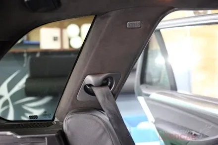 BMW 리스토어! X5 E70 천장,필러 블랙 스웨이드 트리밍 시공! / 서울 중랑