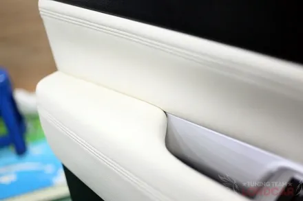 JEEP 지프 컴패스 아이보리색상으로 자동차실내인테리어 화사하게~ / 서울 중랑
