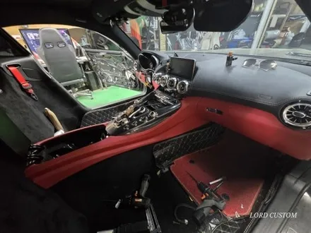 벤츠 AMG GT63 2DOOR R190 실내 블랙에서 레드 컬러로 커스텀하기!! / 서울 중랑