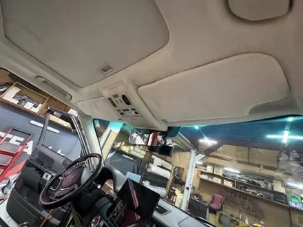레인지로버 보그 L322 천정 필라 트리밍 작업과 전좌석 레드벨트 튜닝 시공 / 서울 중랑