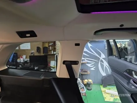 벤츠 gls580 x167실내 커스텀.. 천정 최고급 나파 패턴트리밍 벤틀리의 퀄리티를 그대로 담아내다!!바닐라화이트 커스텀 / 서울 중랑