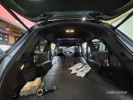 벤츠 gls580 x167실내 커스텀.. 천정 최고급 나파 패턴트리밍 벤틀리의 퀄리티를 그대로 담아내다!!바닐라화이트 커스텀 / 서울 중랑