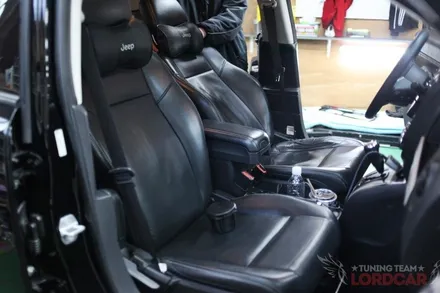 JEEP 지프 컴패스 아이보리색상으로 자동차실내인테리어 화사하게~ / 서울 중랑