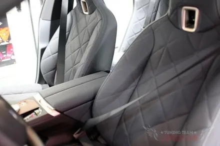자동차 실내 포인트 인테리어! BMW IX 전좌석 컬러 안전벨트 교체 시공. / 서울 중랑