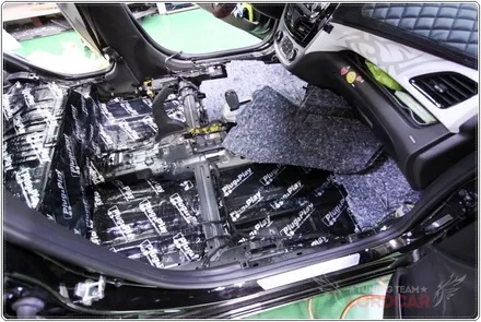 자동차소음차단 :: 스파크 방음방진 패드 시공기 / 서울 중랑