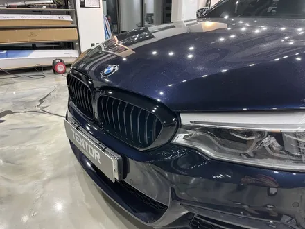 BMW520i 부분랩핑/텐토르하남점/전면그릴랩핑/윈도우라인랩핑/하남랩핑/BMW랩핑 / 하남 망월동
