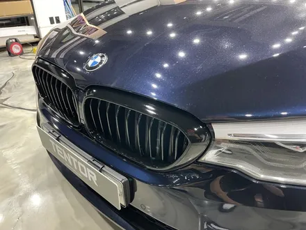 BMW520i 부분랩핑/텐토르하남점/전면그릴랩핑/윈도우라인랩핑/하남랩핑/BMW랩핑 / 하남 망월동