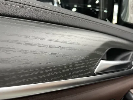 BMW실내랩핑/리얼우드필름/메탈브러쉬/텐토르하남점/BMW550i / 하남 망월동