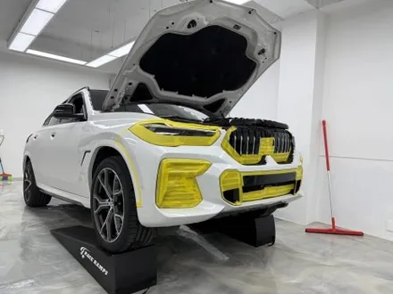 BMW X6 사고수리, 보험수리, 사고대차, 렌트카, 부분광택, 전체PPF, 무광PPF 카이로스 하남본점 / 하남 망월동
