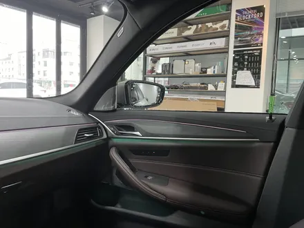 BMW실내랩핑/리얼우드필름/메탈브러쉬/텐토르하남점/BMW550i / 하남 망월동