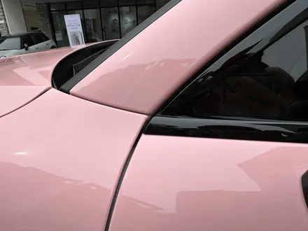 포르쉐 카이엔 고광택 필름 랩핑, 도장같은 퀄리티를 구현합니다. 랩핑 전문점 카이로스 하남본점 / 하남 망월동