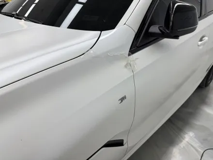 BMW X6 사고수리, 보험수리, 사고대차, 렌트카, 부분광택, 전체PPF, 무광PPF 카이로스 하남본점 / 하남 망월동