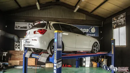BMW 118d 듀얼팁 장착 / 이미테이션 듀얼배기 / JSR 76파이 듀얼팁 블랙크롬 - 성남 분당 용인 배기 튜닝샵 익서스팩토리 / 용인 처인구