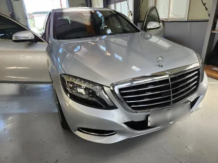 벤츠S W222 크레파스 냄새 제거와 자동차방음 / 부산 강서