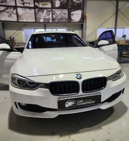 BMW3 시리즈 실내 악취 크레파스 냄새. 잘못된 정보로 피해 보지 마세요!! / 부산 강서