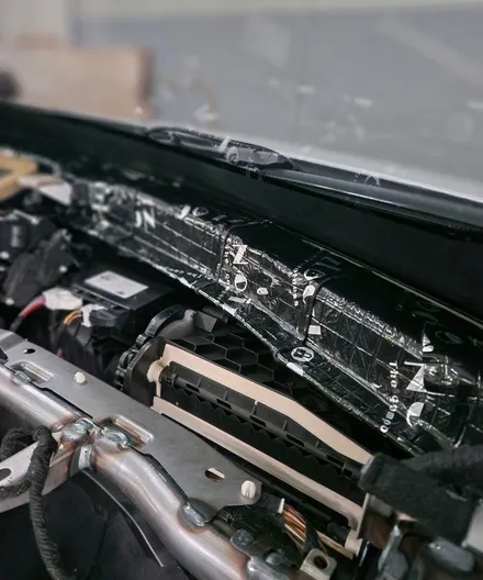 BMW 3시리즈 F30 크레파스 냄새. 실내클리닝으로 해결할 수 있을까요? / 부산 강서