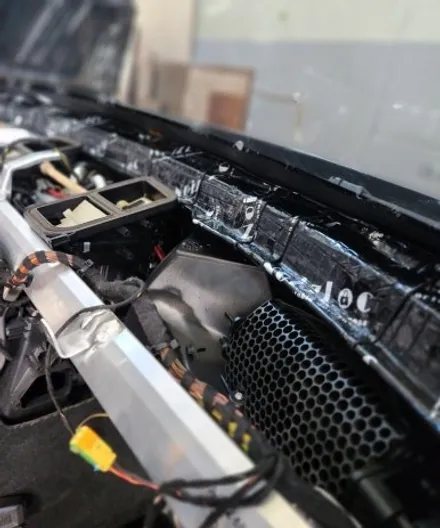 부산 해운대 벤츠 E클래스 W212 고질병 크레파스 냄새 제거 작업 후기 / 부산 강서