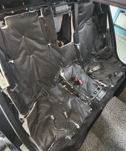 벤츠S클래스 W221 실내 악취 크레파스 냄새 제거! / 부산 강서