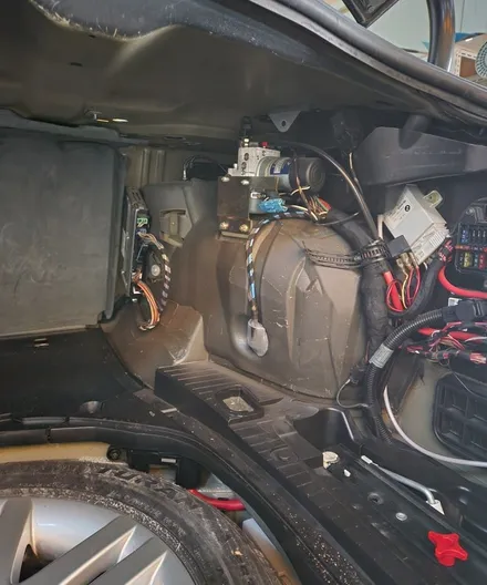 BMW7시리즈 E66 올드카 크레파스 냄새 제거 방법은? / 부산 강서
