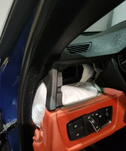 BMW 4시리즈 크레파스 냄새 제거 작업 후기｜F바디 대시보드 방음재 교체 / 부산 강서