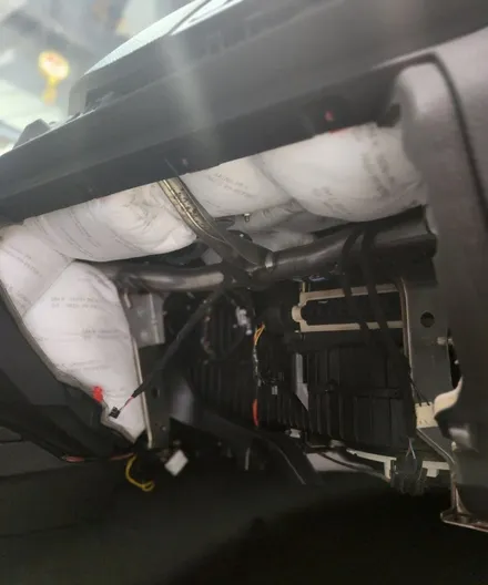 전북 익산 BMW 3GT 실내 크레파스 냄새 제거하기!! / 부산 강서
