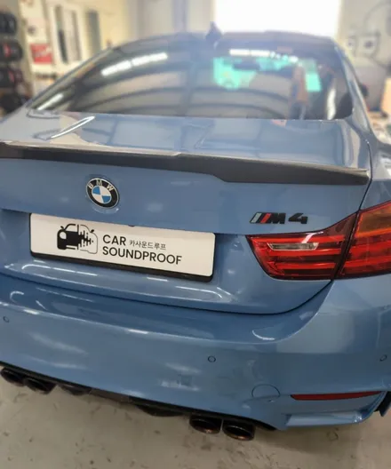 BMW M4 크레파스 냄새. / 부산 강서