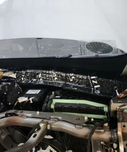 BMW3 시리즈 실내 악취 크레파스 냄새. 잘못된 정보로 피해 보지 마세요!! / 부산 강서