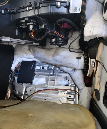창원 벤츠E클래스 w212 크레파스 냄새제거 방법!! / 부산 강서