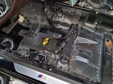 부산 BMW7시리즈 하부 바닥 자동차방음 / 부산 강서