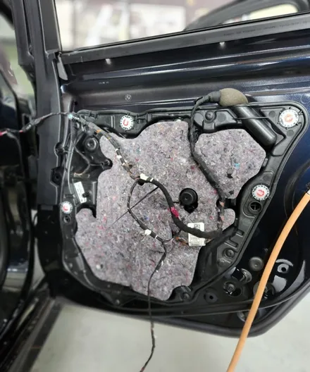 부산 BMW5 G30 도어 방음 시공했어요!! / 부산 강서