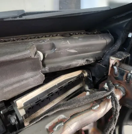 BMW F30 3시리즈 실내 크레파스 냄새 원인 완벽한 제거 방법 / 부산 강서