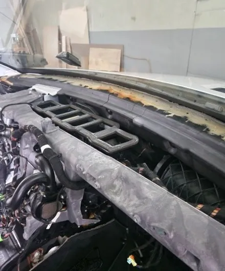 벤츠 ML350 크레파스 냄새 제거. / 부산 강서