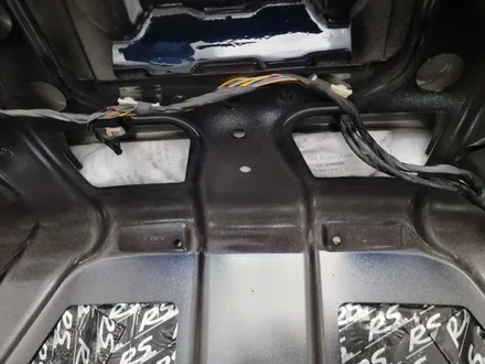부산 BMW7시리즈 740D 하부 실내공명음 소음 자동차방음으로 / 부산 강서