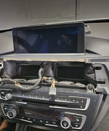BMW3 시리즈 실내 악취 크레파스 냄새. 잘못된 정보로 피해 보지 마세요!! / 부산 강서