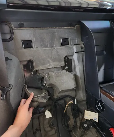 BMW7시리즈 E66 올드카 크레파스 냄새 제거 방법은? / 부산 강서