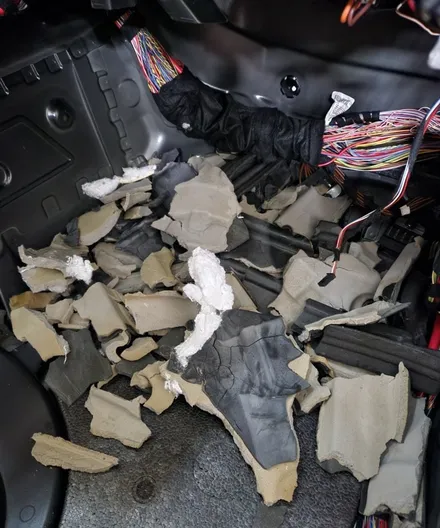 부산 BMW3시리즈 320D 크레파스 냄새 제거 해결!! / 부산 강서
