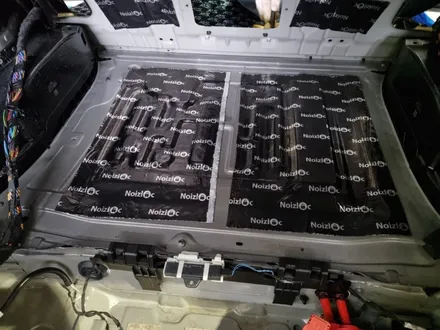 부산 BMW7시리즈 740D 하부 실내공명음 소음 자동차방음으로 / 부산 강서