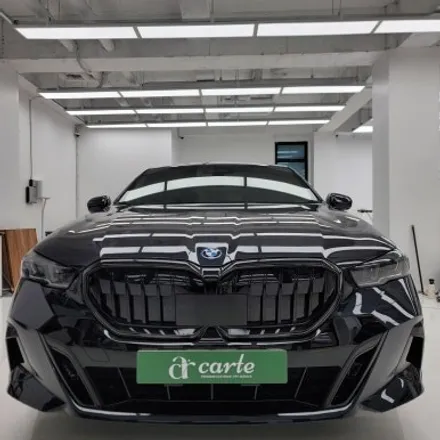BMW 530E 무광, 사틴펄화이트 랩핑 단정하게 시공기 / 김포시 마산동