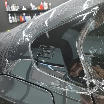 BMW 530e A,B,C 하이글로시 필러 PPF와 실내 무광랩핑 시공기! / 김포시 마산동