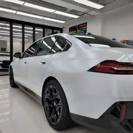 BMW 530E 무광, 사틴펄화이트 랩핑 단정하게 시공기 / 김포시 마산동