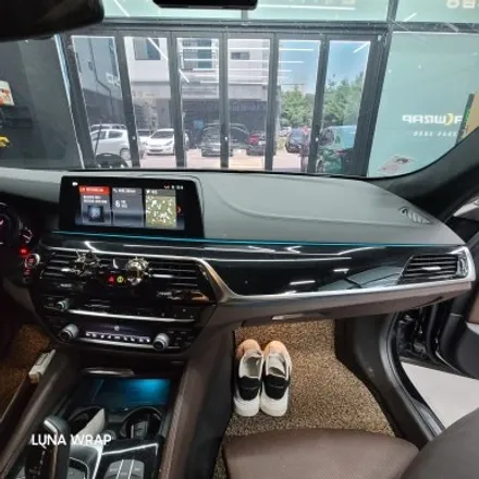크롬죽이기 실내카본랩핑 BMW 5시리즈 이쁘게 랩핑하기! / 김포시 마산동