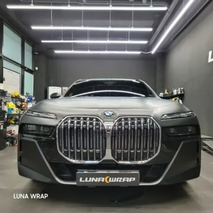 BMW 신형 7시리즈 사틴 블랙 랩핑으로 묵직함 한 스푼. / 김포시 마산동