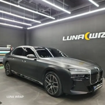 BMW 신형 7시리즈 사틴 블랙 랩핑으로 묵직함 한 스푼. / 김포시 마산동