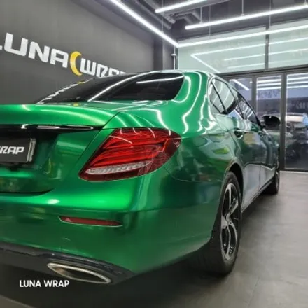 W212 E 클래스 전체랩핑 주문하신 초록색 나왔습니다~ / 김포시 마산동